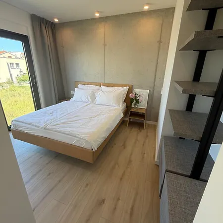 빌라 Beachfront With Pool *