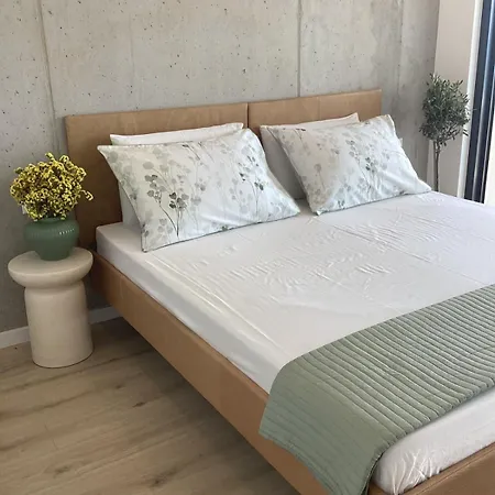 빌라 Beachfront With Pool *